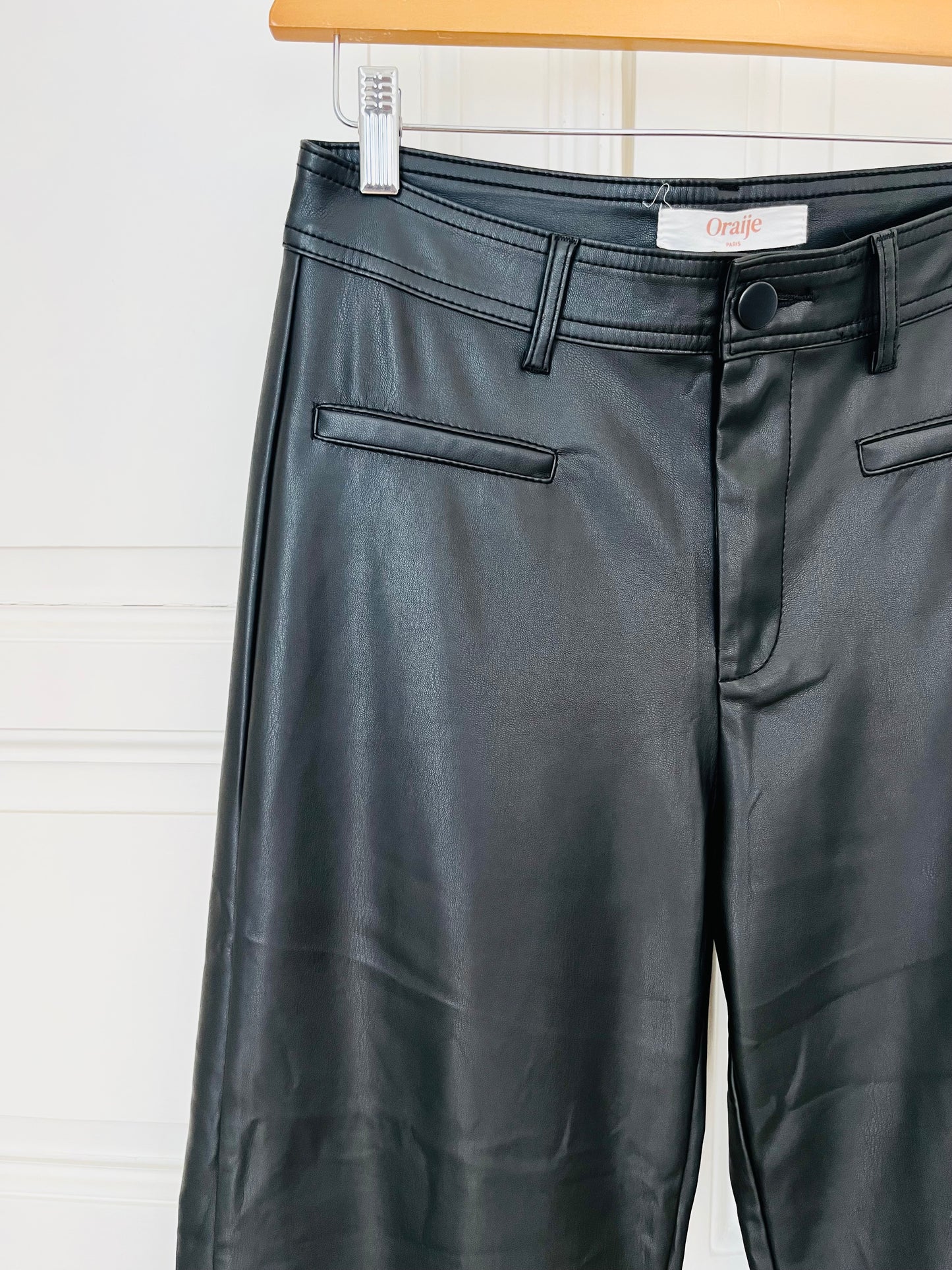 ORAIJE PANTALON SIMILI CUIR T.42